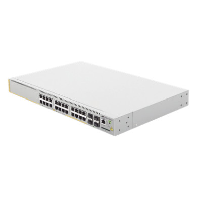 Switch PoE+ Administrable Capa 3 / 24 Puertos Gigabit + 4 SFP / 370 W 