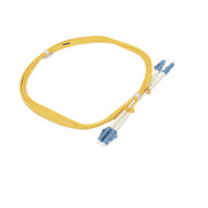 Jumper de Fibra Óptica / Monomodo G.652D / LC/UPC-LC/UPC / Dúplex / 2 